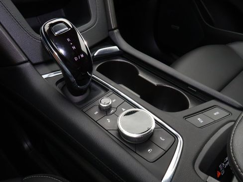 Certified 2023 Cadillac XT5 Premium Luxury FWD image 28