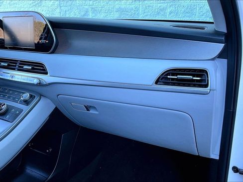 Used 2021 Hyundai Palisade SE image 16