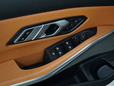 Used 2022 BMW M340i xDrive w/ Premium Package image 21