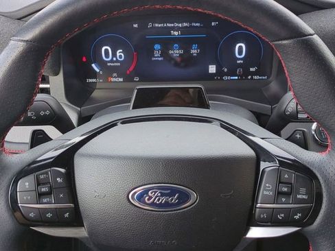 Used 2025 Ford Explorer ST AWD/4WD image 30