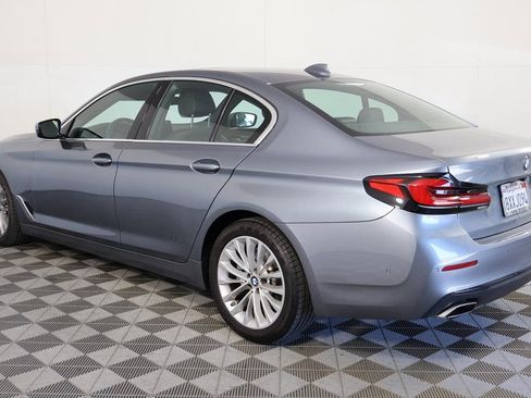 Used 2021 BMW 530i w/ Convenience Package image 5