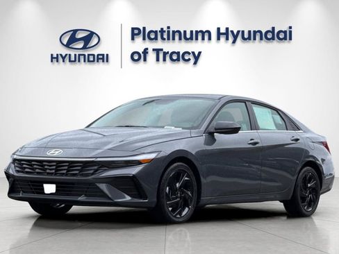 New 2026 Hyundai Elantra SEL Sport Premium FWD image 8