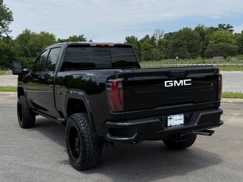 Used 2026 GMC Sierra 2500 AT4 w/ AT4 Premium Plus Package AWD/4WD image 4