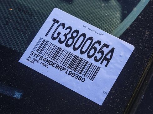 Used 2024 Toyota Corolla LE image 30