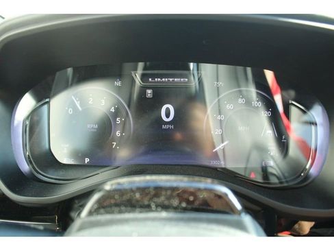 Used 2025 RAM 1500 Limited image 23