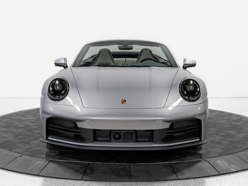 Used 2025 Porsche 911 Carrera RWD image 14