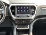 Used 2022 GMC Acadia SLE w/ Driver Convenience Package image 3