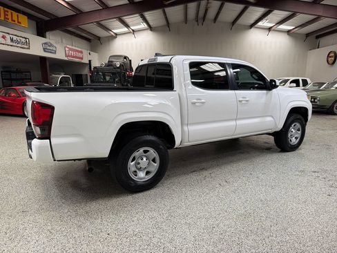 Used 2023 Toyota Tacoma SR w/ SR Convenience Package RWD image 8