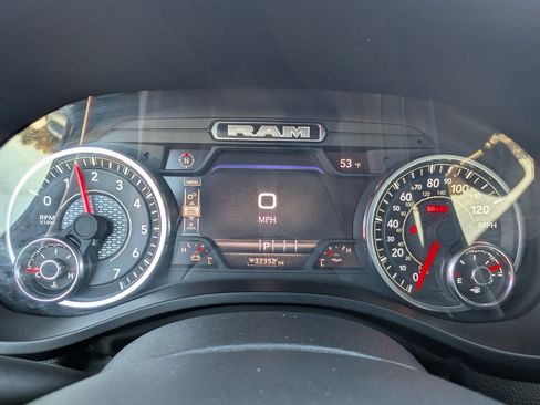 Used 2025 RAM 1500 Big Horn image 15