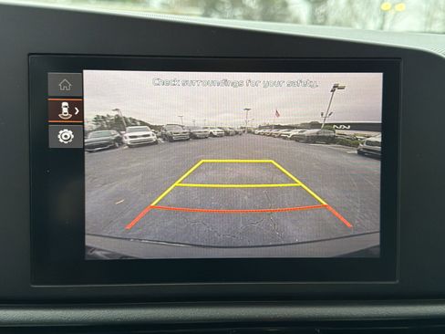 Used 2023 Kia Niro LX image 28