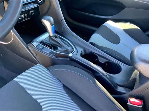Used 2019 Hyundai Veloster 2.0 image 13