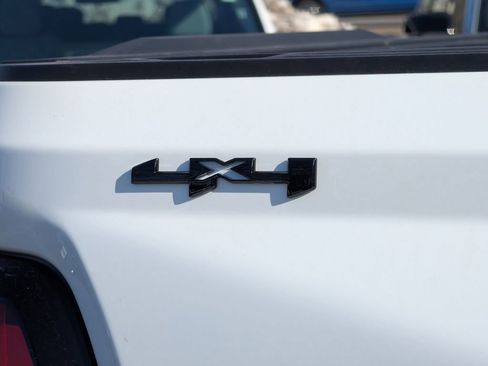 New 2026 GMC Canyon Elevation w/ Convenience Package image 15