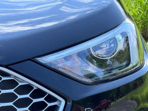 Certified 2024 Ford Edge SEL w/ Convenience Package AWD/4WD image 5