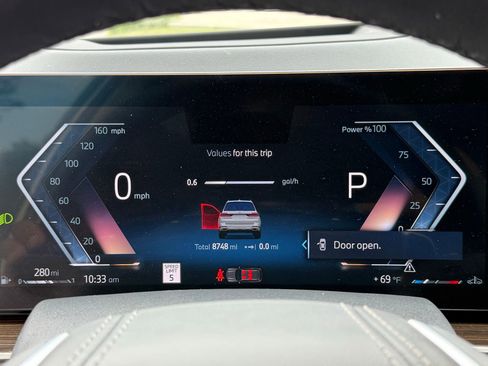 Certified 2024 BMW X7 xDrive40i AWD/4WD image 27
