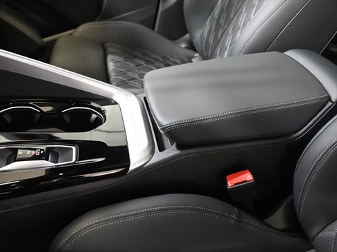 New 2026 Audi SQ5 Premium Plus AWD/4WD image 23