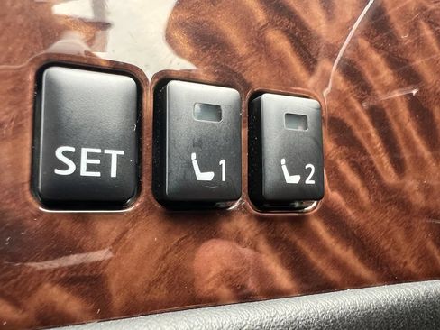 Used 2019 Nissan Armada Platinum w/ Interior Lighting Package AWD/4WD image 33