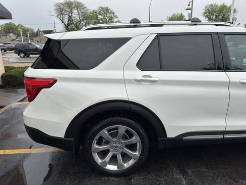 Used 2020 Ford Explorer Platinum w/ Premium Technology Package AWD/4WD image 13