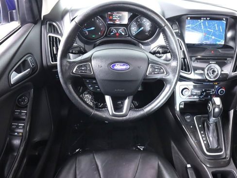 Used 2018 Ford Focus Titanium w/ Titanium Technology Package FWD image 33
