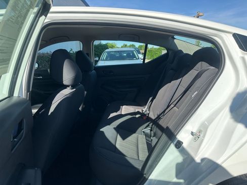 Used 2025 Nissan Altima 2.5 SV image 27