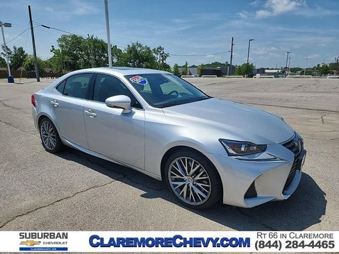 Used 2017 Lexus IS 200t RWD image 6