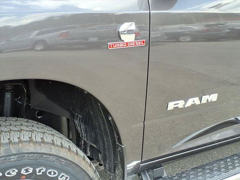 New 2026 RAM 2500 Big Horn AWD/4WD image 11