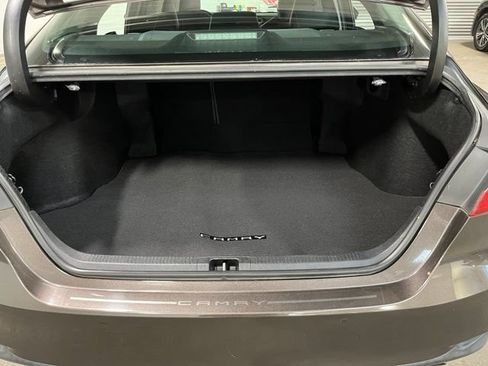 Used 2018 Toyota Camry XLE w/ Audio Package FWD image 16