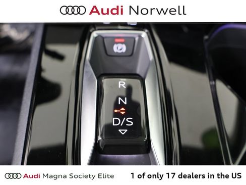 Used 2025 Audi A5 2.0T Premium w/ Convenience Package AWD/4WD image 4
