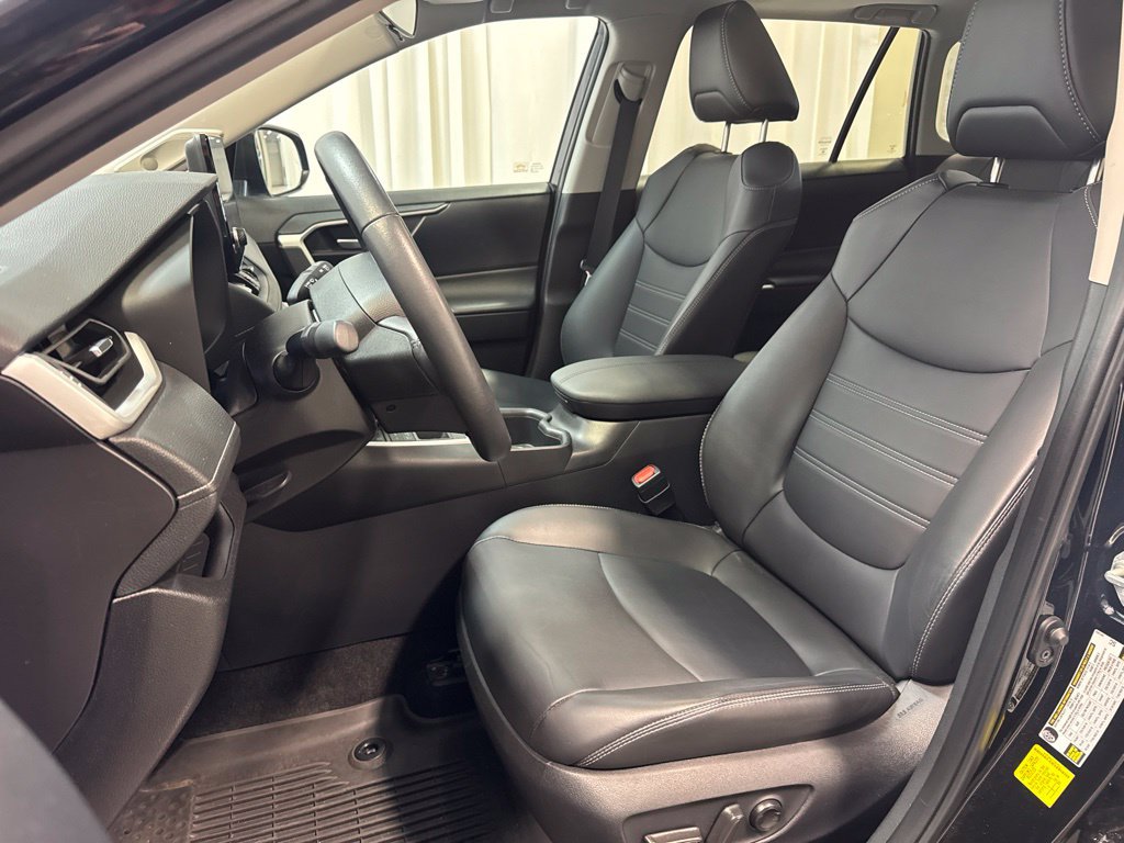 Used 2024 Toyota RAV4 XLE Premium w/ Weather Package AWD/4WD image 9