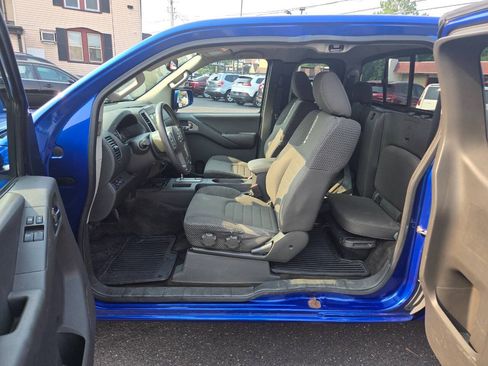 Used 2014 Nissan Frontier PRO-4X AWD/4WD image 25