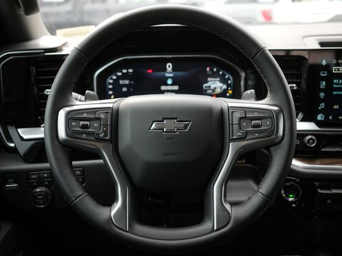 Used 2026 Chevrolet Silverado 1500 LT Trail Boss w/ LT Trail Boss Premium Package image 19