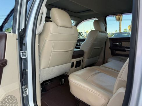 Used 2016 RAM 1500 Laramie w/ Convenience Group AWD/4WD image 41