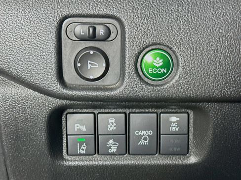 Used 2018 Honda Ridgeline RTL-E image 11