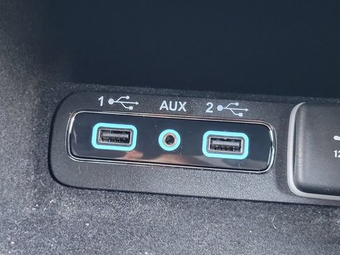 Used 2019 Jeep Grand Cherokee Limited RWD image 14