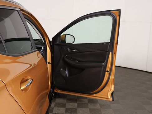 Used 2024 Buick Encore GX Sport Touring image 16