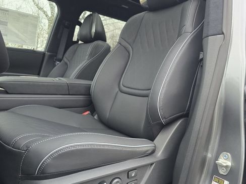 New 2026 INFINITI QX80 Autograph w/ Premium Cargo Package image 29