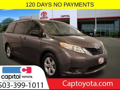 Used 2014 Toyota Sienna LE