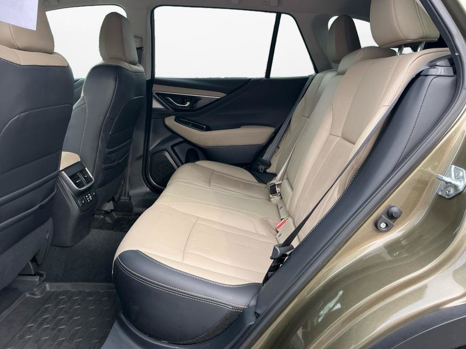 Certified 2025 Subaru Outback Limited AWD/4WD image 16