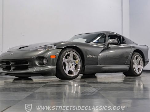 Used 2002 Dodge Viper GTS image 19