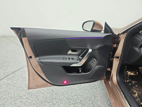 Used 2022 Mercedes-Benz CLA 250 image 15