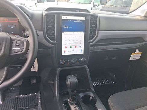 Used 2025 Ford Ranger XL w/ Trailer Tow Package image 18