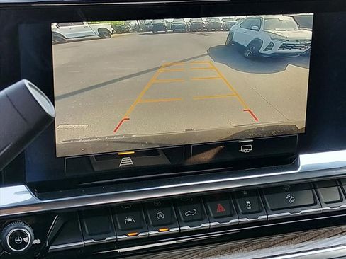 Used 2025 Chevrolet Silverado 1500 RST w/ Z71 Off-Road Package AWD/4WD image 23