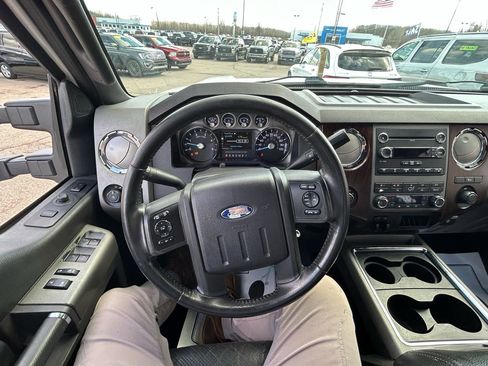 Used 2011 Ford F350 Lariat w/ Lariat Interior Pkg image 28