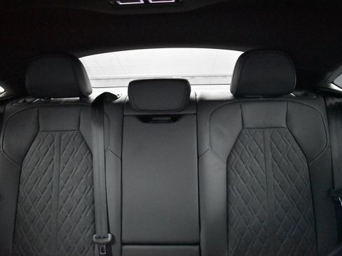 New 2027 Audi SQ6 e-tron Premium Plus AWD/4WD image 18