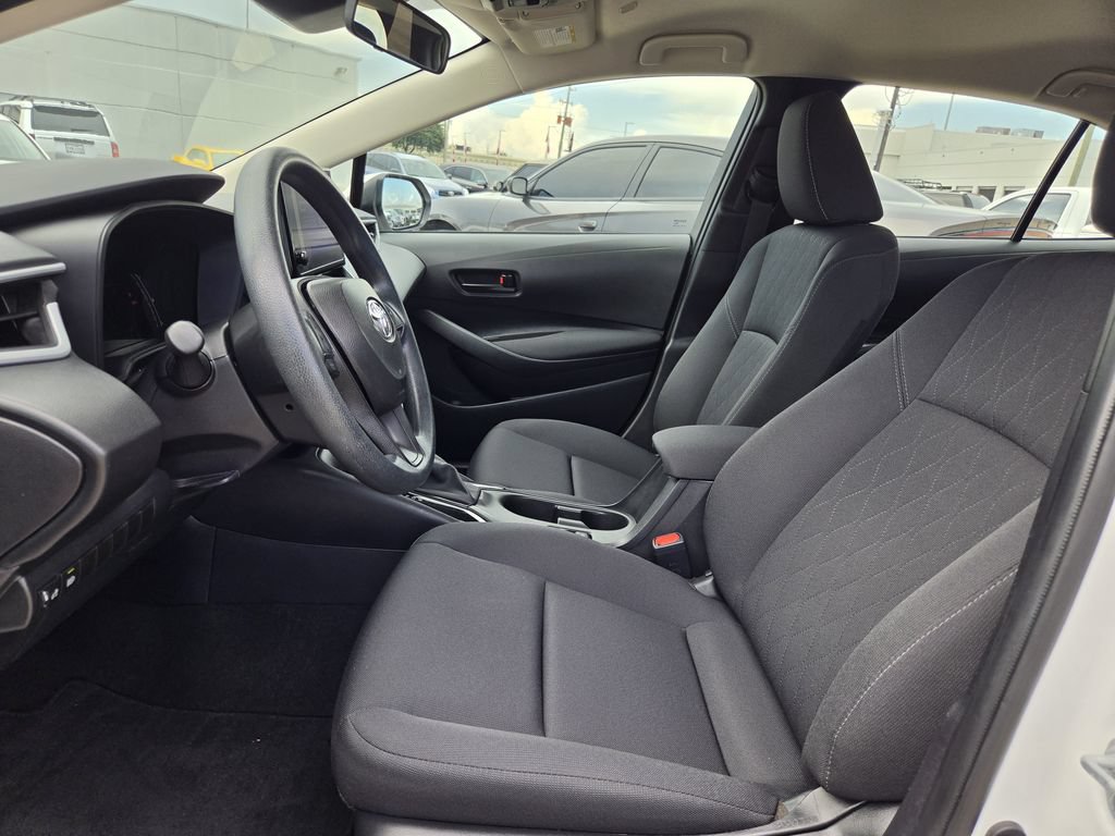 Used 2026 Toyota Corolla LE FWD image 26