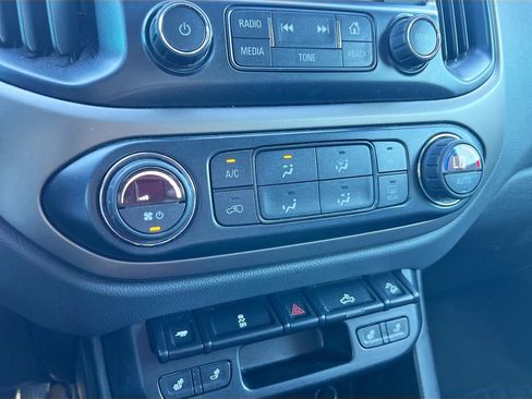 Used 2017 Chevrolet Colorado Z71 image 15