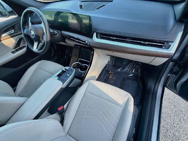 Used 2023 BMW X1 xDrive28i w/ Convenience Package AWD/4WD image 14