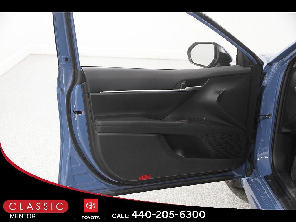 Certified 2024 Toyota Camry SE FWD image 4