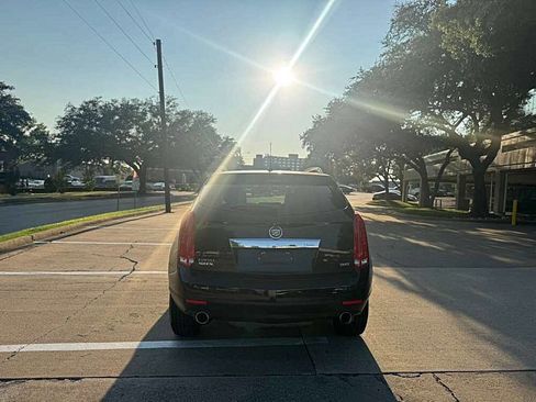 Used 2012 Cadillac SRX Luxury image 5