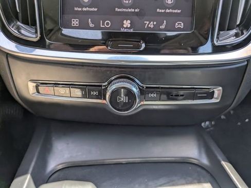 Used 2024 Volvo S60 B5 Core FWD image 28