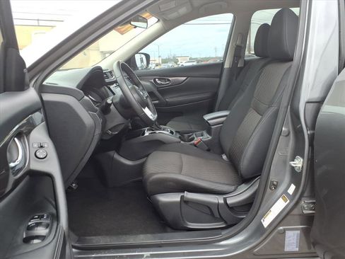 Used 2019 Nissan Rogue S w/ Special Edition Package image 15